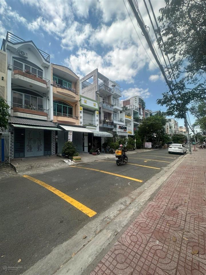 8 tỷ 180  68m2  nhà 2 tầng hẻm xe hơi thông hai chiều  hậu giang q6