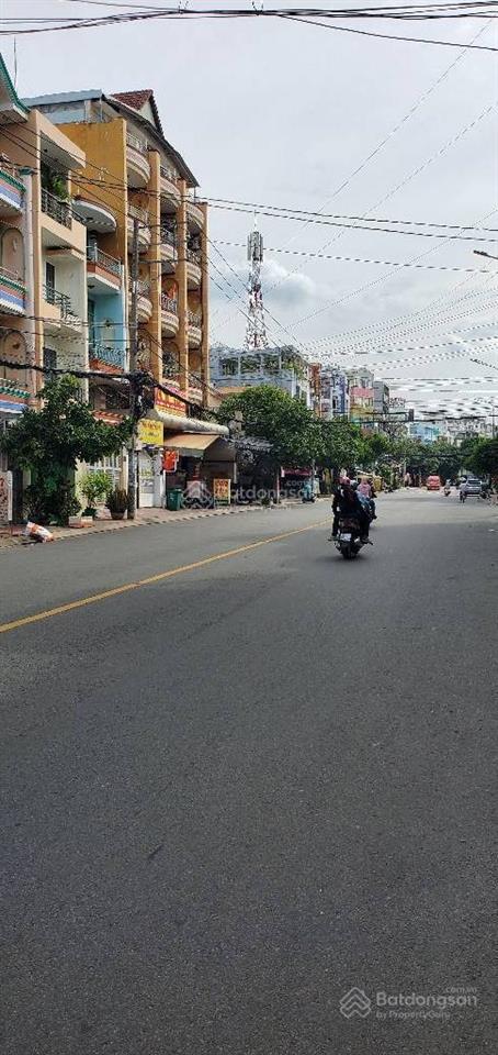 8 tỷ 150 triệu  đất 68m2  đường chợ lớn q6  xe hơi thông hai chiều
