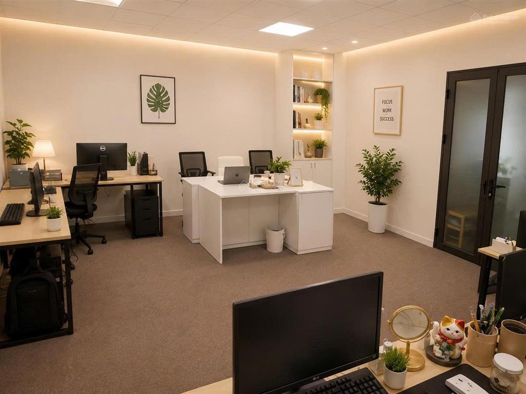 Siêu hot. tặng 10 ngày setup khi thuê văn phòng 80m2  20 triệu/tháng nằm ở phố kim mã, ba đình