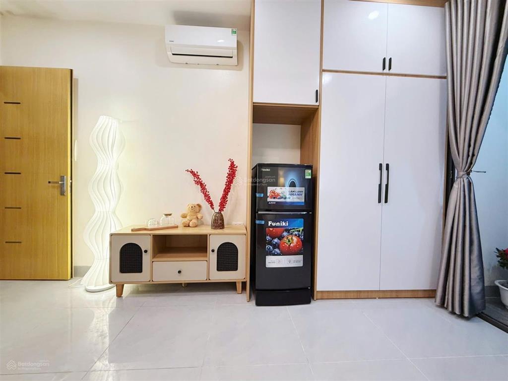 Ccmn  7 tầng thang máy  dòng tiền 1,2 tỷ/ năm  nhà đẹp  pccc đầy đủ
