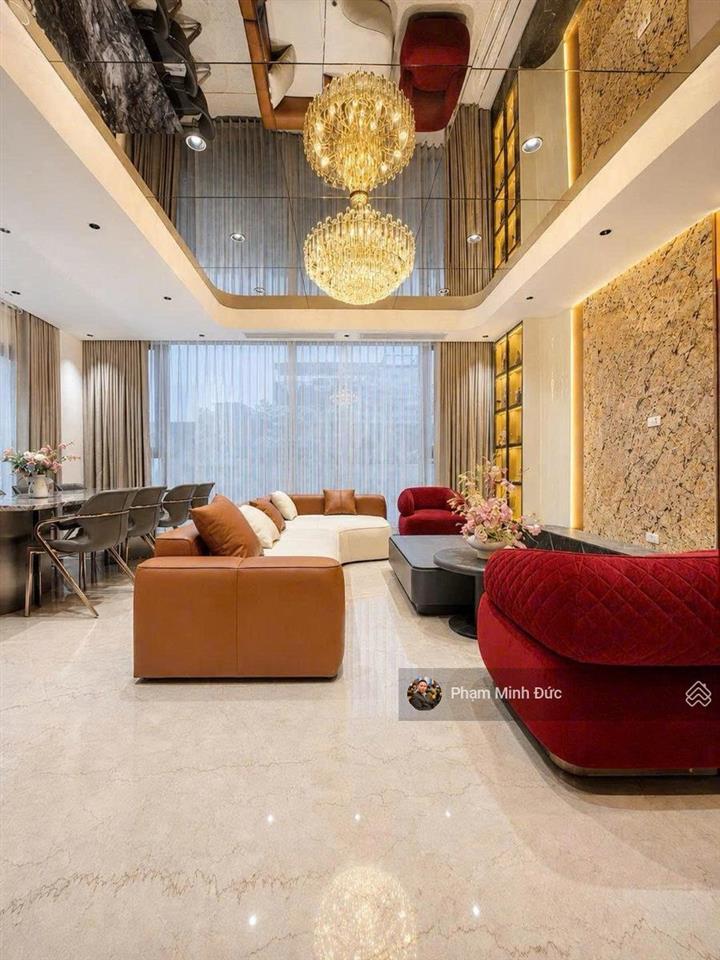 Phân lô ô tô tránh  mặt tiền đẹp  2 thoáng trước sau