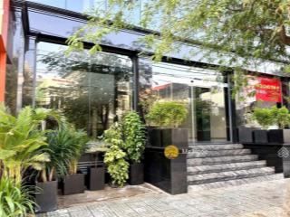 Văn phòng tại đường trường sơn, trống diện tích 120m2 , view kính thoáng giá chỉ 25tr/tháng