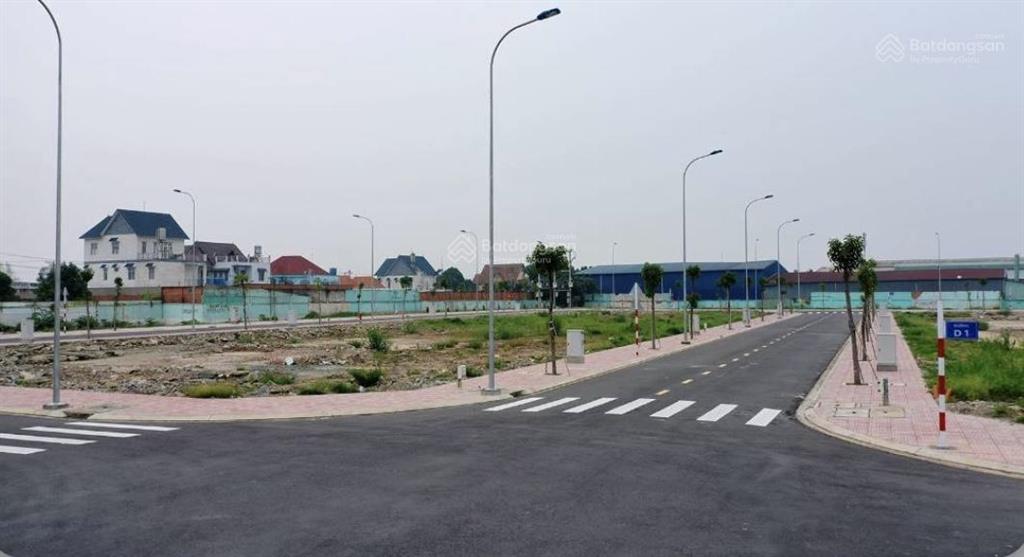 Bán ngợp đất ngay kdc ngay mt nguyễn văn linh dt 300m2 giá 1ty280 sát ql13 khai thác đầu tư