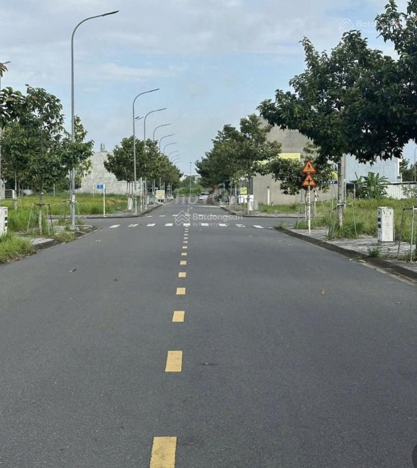Hot lô đất ngợp ngay khu vsip2a 300m2 sát kcn vsip2a trục dt741 khai thác xây dựng kd