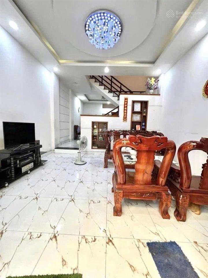 Nhà cần bán tại sinco bình tân dt 75m2, đang sẵn nội thất, shr. tiện cho thuê