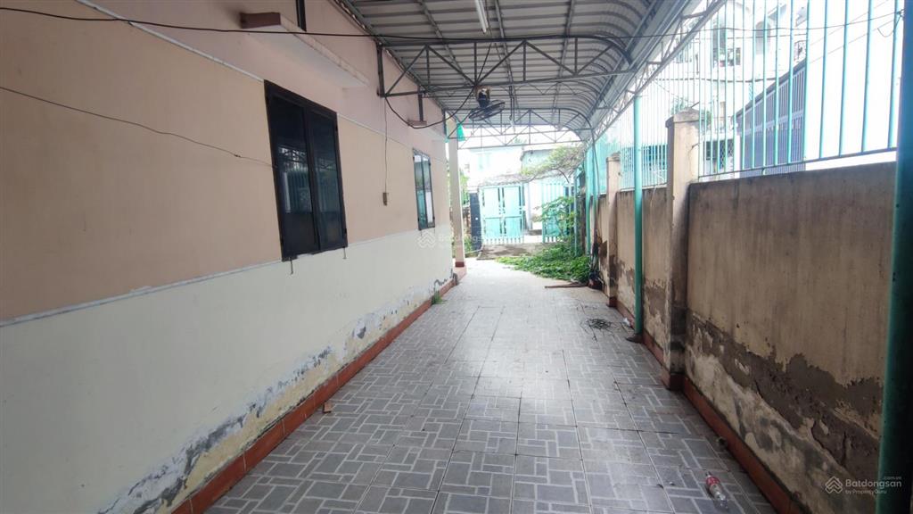 Cần bán nhà 2 mặt tiền cấp 4 giá 6,1tỷ shr hoặc cho cố giá 250tr đường thạnh lộc 41, an phú đông