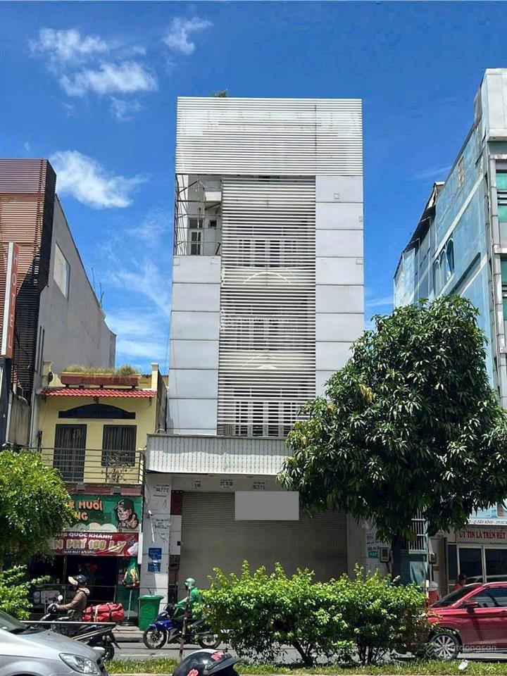 Bán gấp nhà mt cộng hòa, q. tân bình  8x30m  5 tầng hđt 120 tr  giá giảm sâu 75 tỷ còn 59 tỷ