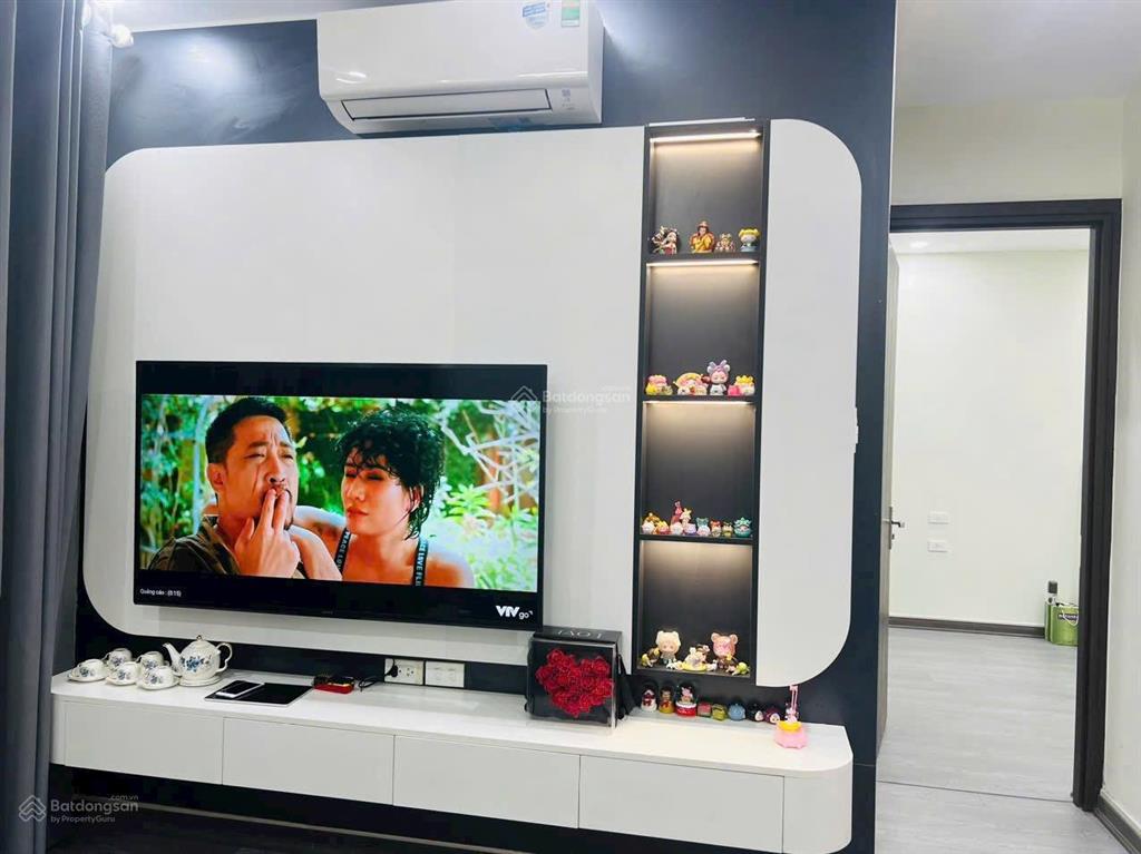 Căn hộ tầng 2 ct1b căn góc xẻ khe 2pn view đẹp tại chung cư lạc hồng phúc. mỹ hào  hưng yên.