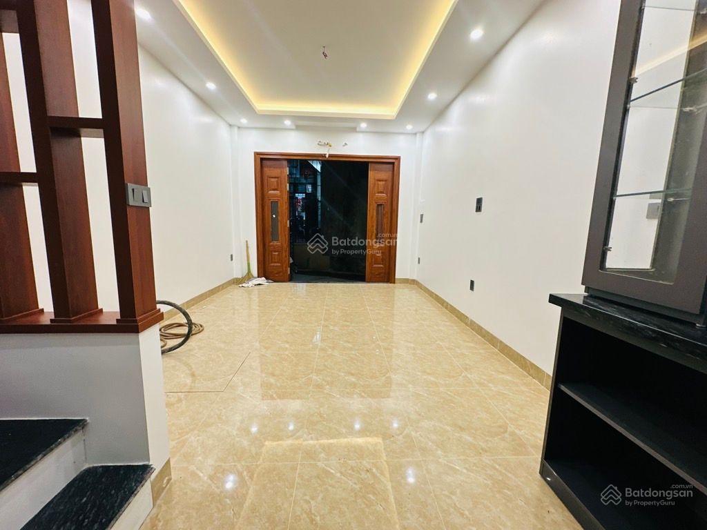 Nhà đẹp đức giang, nhà mới ở luôn, gần ô tô 42m