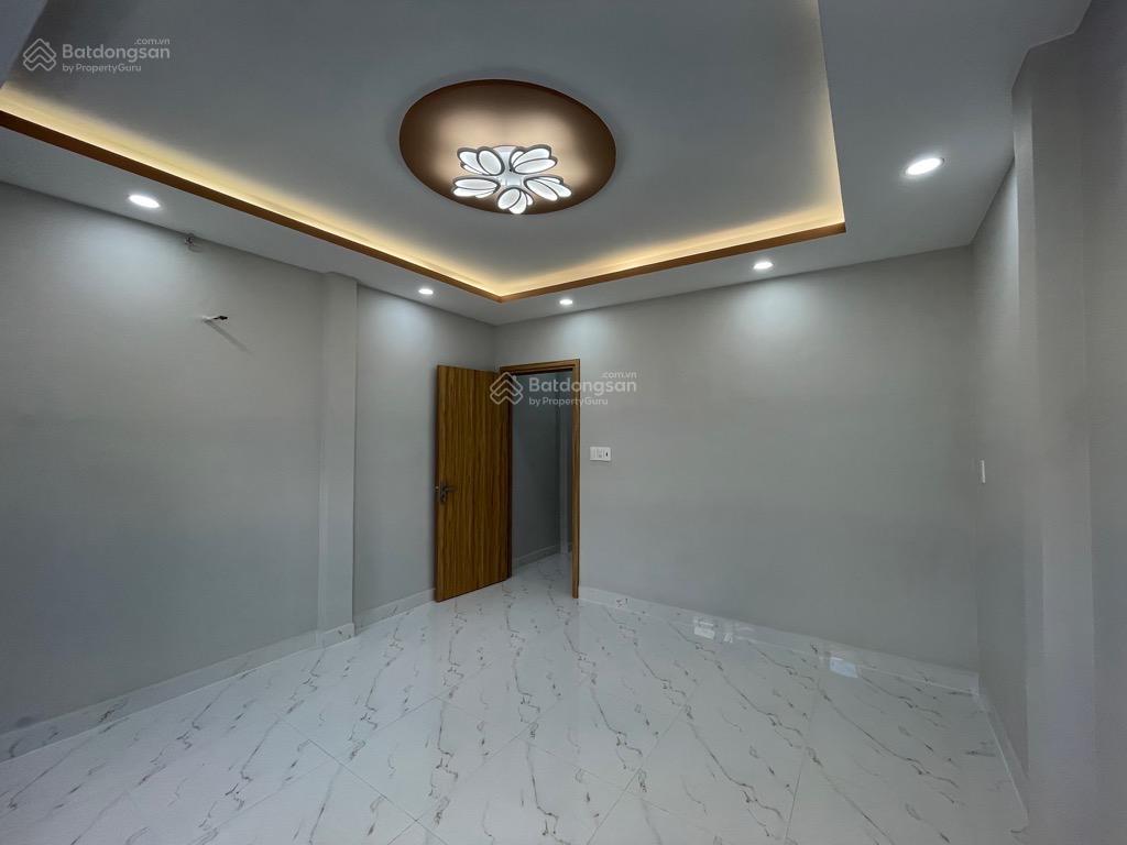 Bán nhà đường xe hơi  4.5x11m  4 tầng, quận 8  giáp tạ quang bửu  chỉ 9.x tỷ