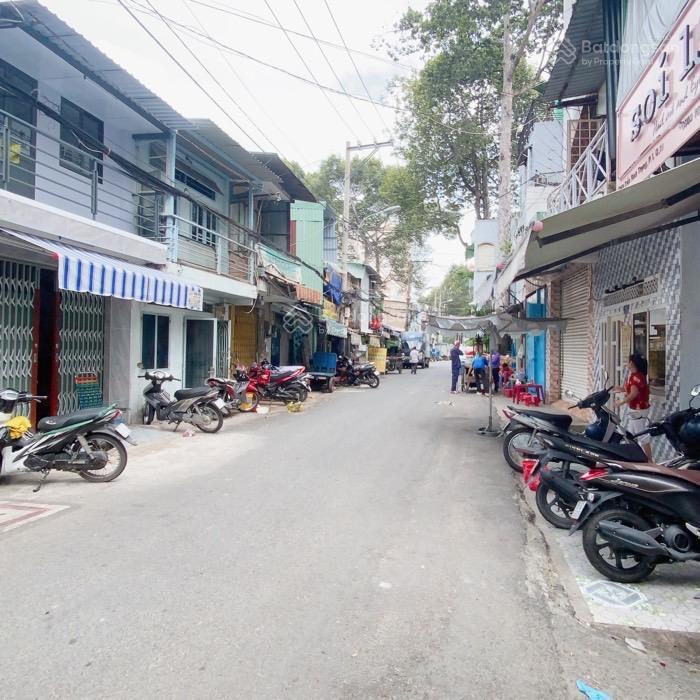 Bán nhà 3 tầng quận 8  âu dương lân  đường xe hơi tránh  65m²  chỉ nhỉnh 9 tỷ