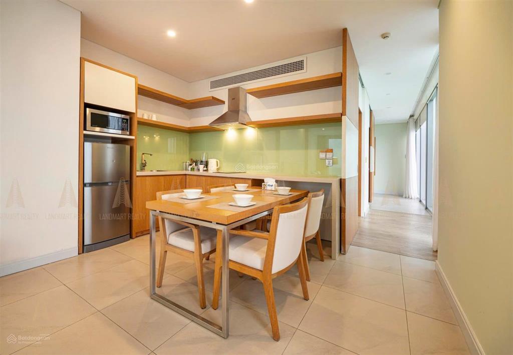 Bán căn góc 2pn dt 65m2 full nt đẹp fusion suites đà nẵng tầng cao view trực diện biển mỹ khê.