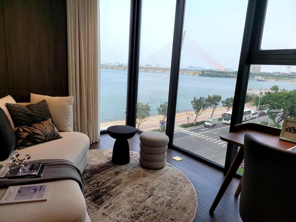 [cắt lỗ 500tr] bán gấp căn 2pn the filmore đà nẵng  view trực diện sông hàn, sổ hồng lâu dài!