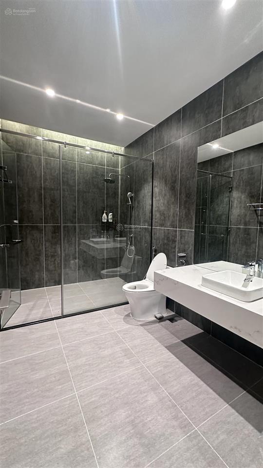 Cho thuê biệt thự 400m2 chính chủ tại long cung