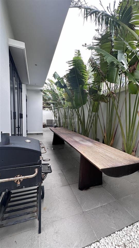 Cho thuê biệt thự 400m2 chính chủ tại long cung