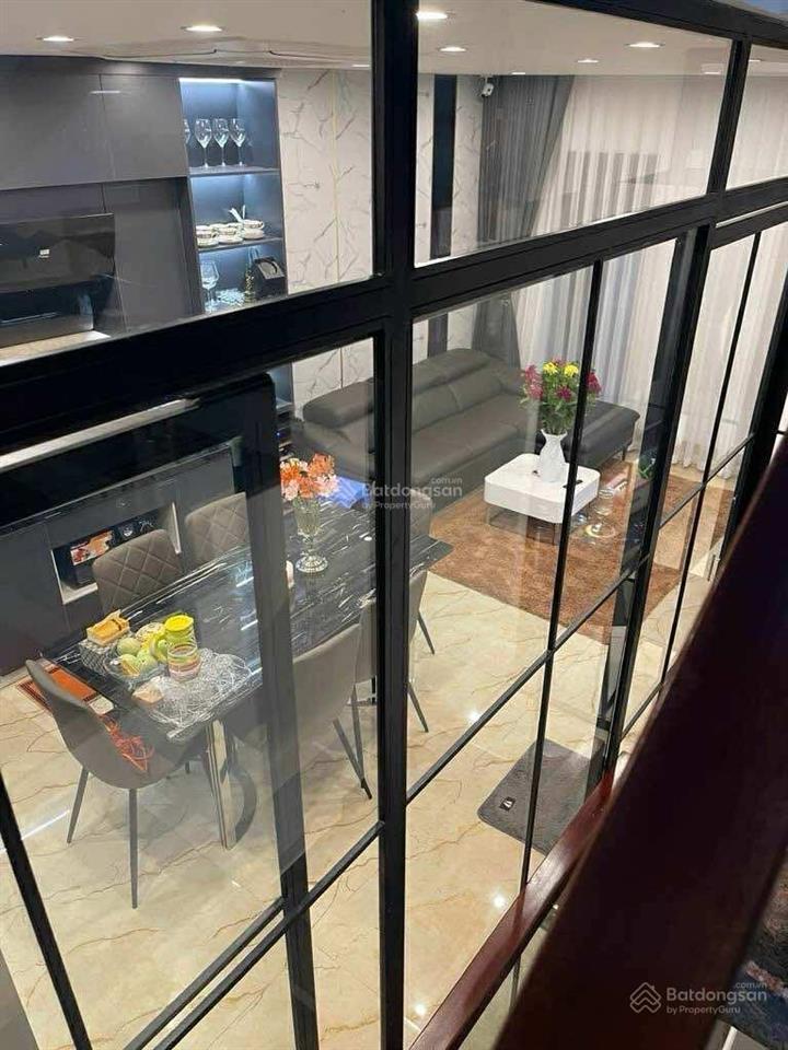 Loanh quanh hơn 7 tỷ. có ngay nhà 5 tầng đẹp tại ngọc thụy  diện tích 45m²  ô tô đỗ cửa