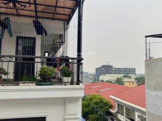 Bán gấp siêu phẩm hoa lâm 6 tầng thang máy  ô tô vào nhà  giá chưa đến 9 tỷ