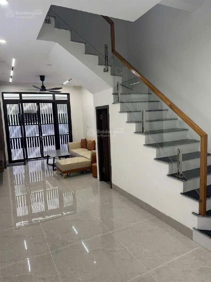 Hàng hiếm ngô gia tự  nhà xây độc lập  45m2  cách 3 bước chân ra ô tô  giá chỉ hơn 7 tỷ