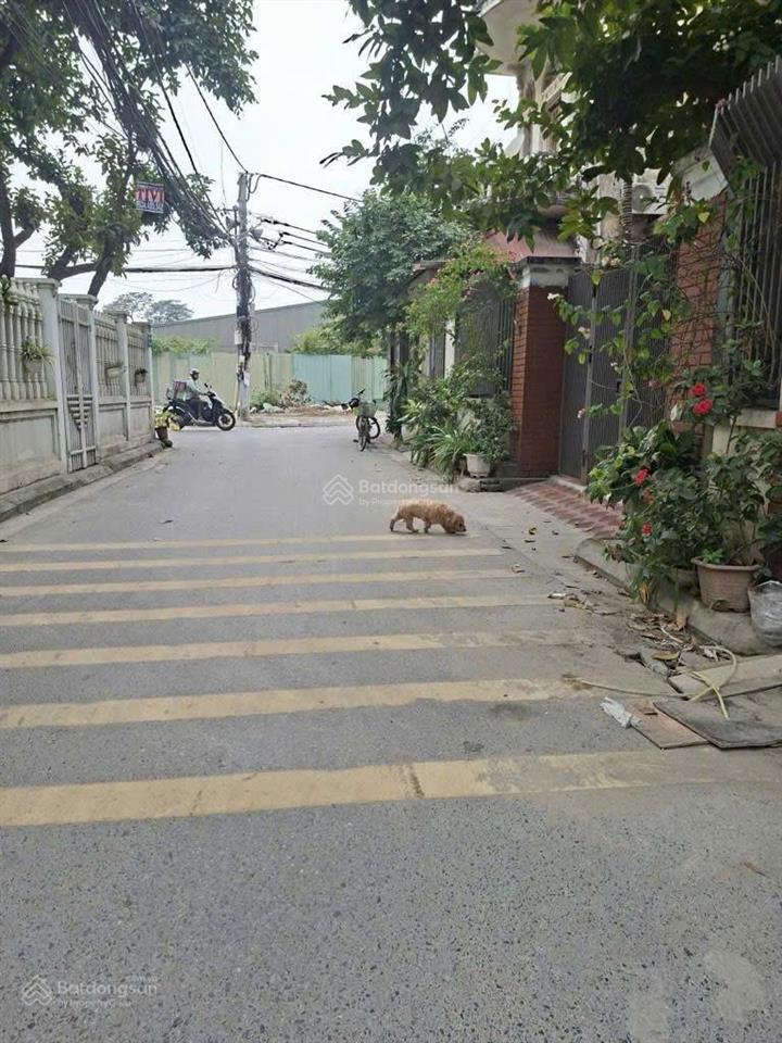 Bán nhà thượng thanh 5 tầng mới  diện tích 65m2. sát ô tô tránh  giá chỉ nhỉnh 9 tỷ  đầu tư tốt