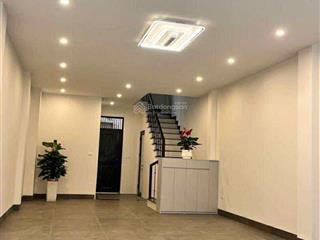 Siêu phẩm nhà 6 tầng thang máy tại nguyễn sơn  ô tô vào nhà  giá hơn 8 tỷ  chủ cần bán gấp