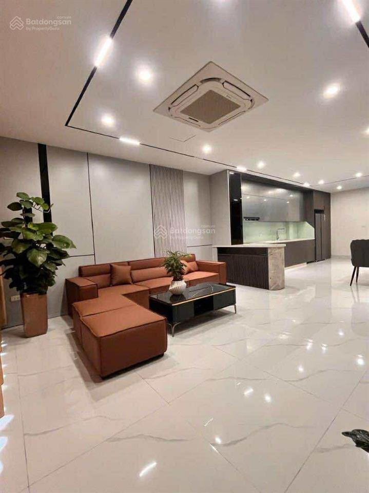 Siêu phẩm nhà 6 tầng thang máy tại nguyễn sơn  ô tô vào nhà  giá hơn 8 tỷ  chủ cần bán gấp