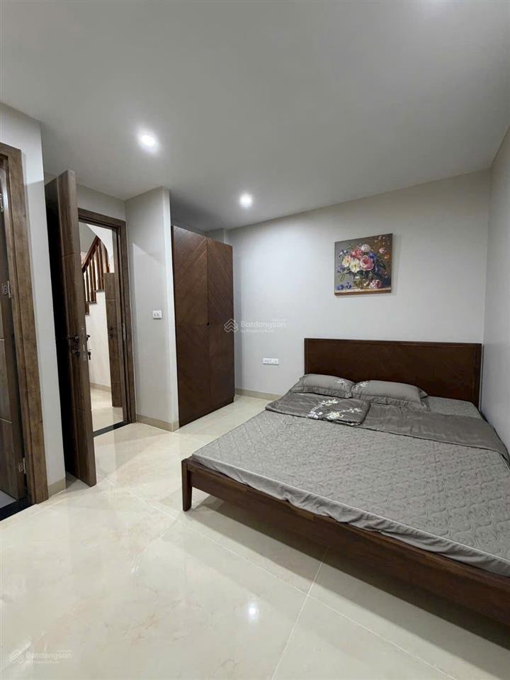 Nhà việt hưng 4 tầng  diện tích 70m2  ô tô đỗ tận cửa  giá hơn 10 tỷ  rõ ràng chuẩn thông tin