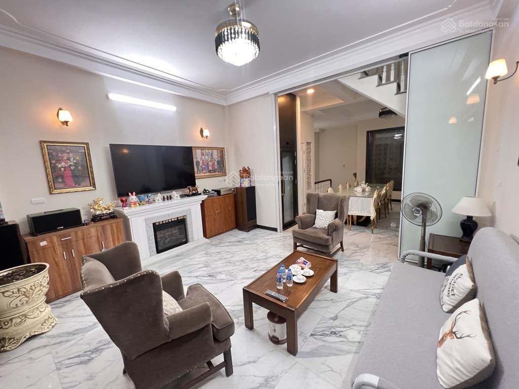 Bán gấp nhà hoàng như tiếp  5 tầng dân xây đẹp  ô tô đỗ tận cửa  giá chỉ hơn 7 tỷ  20m ra phố