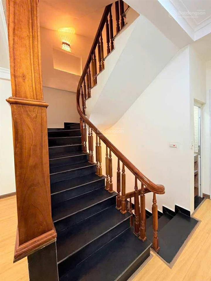 Chủ giảm chào 2 tỷ  bán nhà ái mộ 5 tầng mới  ô tô vào nhà  giá chỉ hơn 7 tỷ
