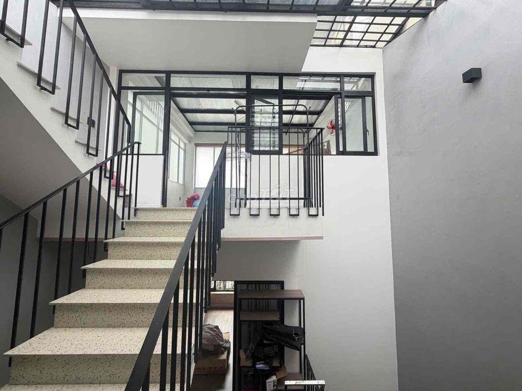 diện tích ngang 5 x 20