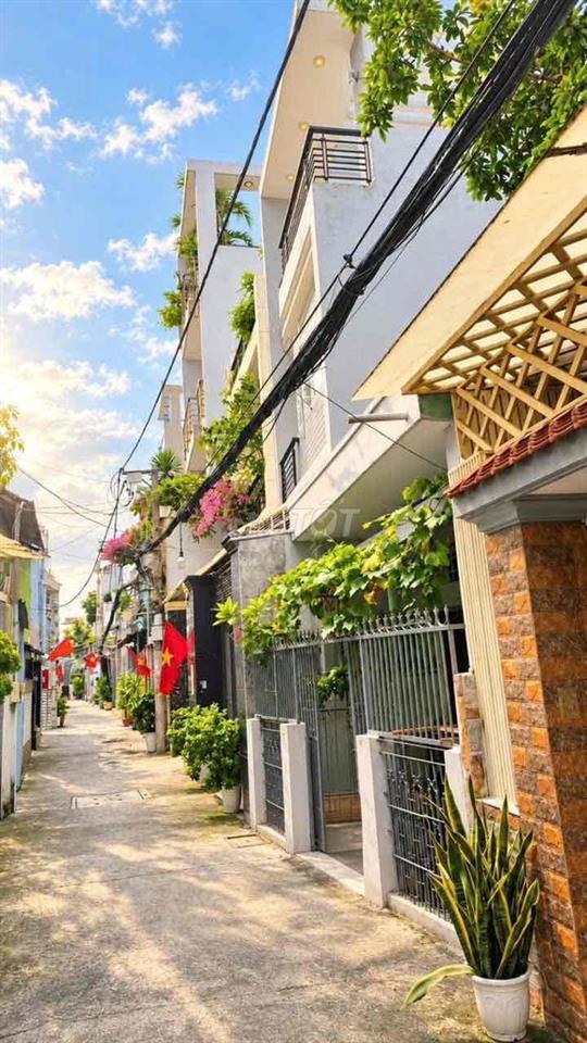 diẹn tích 65 m2