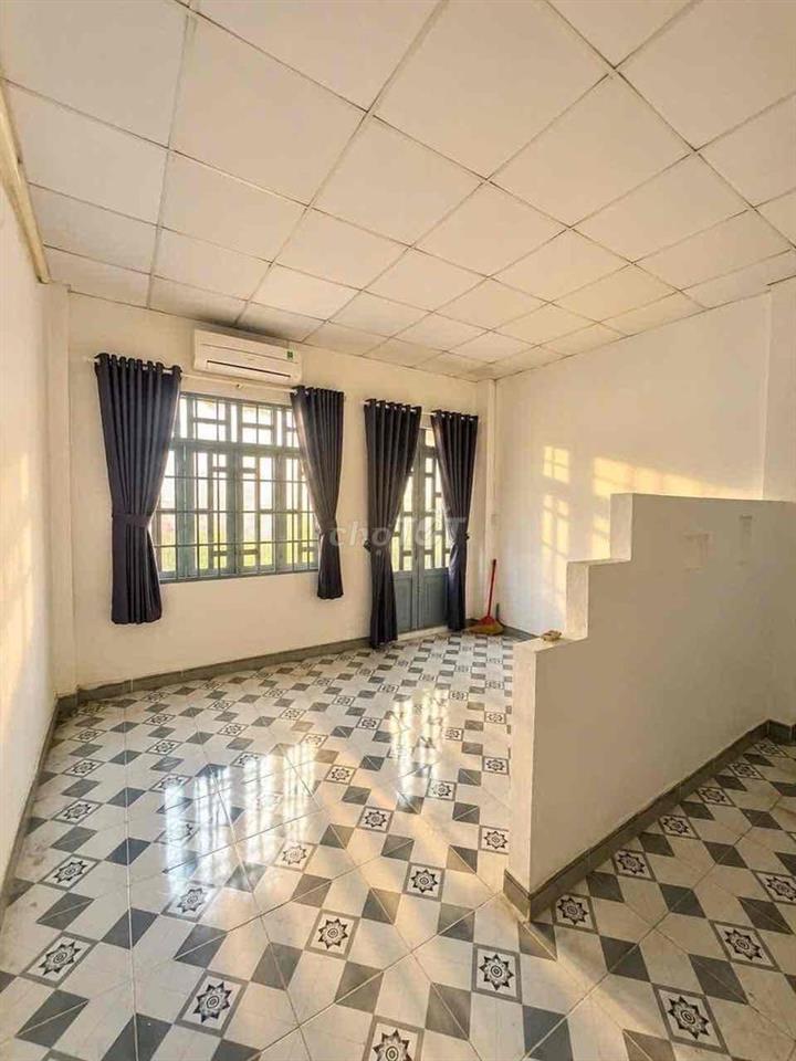 diẹn tích 65 m2