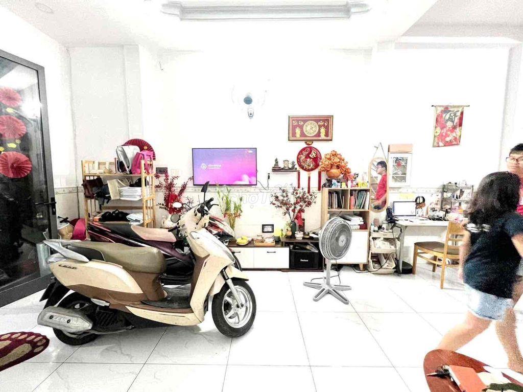 hẻm xe hơi