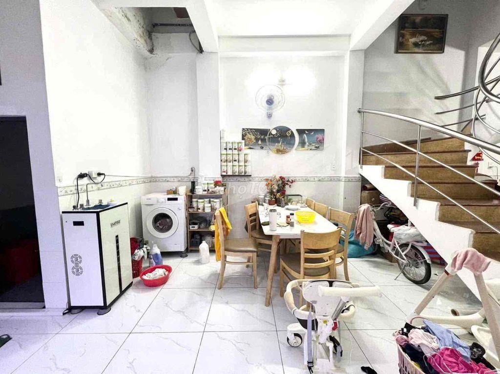 hẻm xe hơi