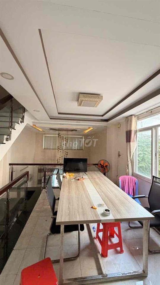 mặt phố rẻ nhất khu vực