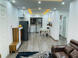 Bán căn hộ full nội thất 2 ngủ 2 wc tại linh đàm