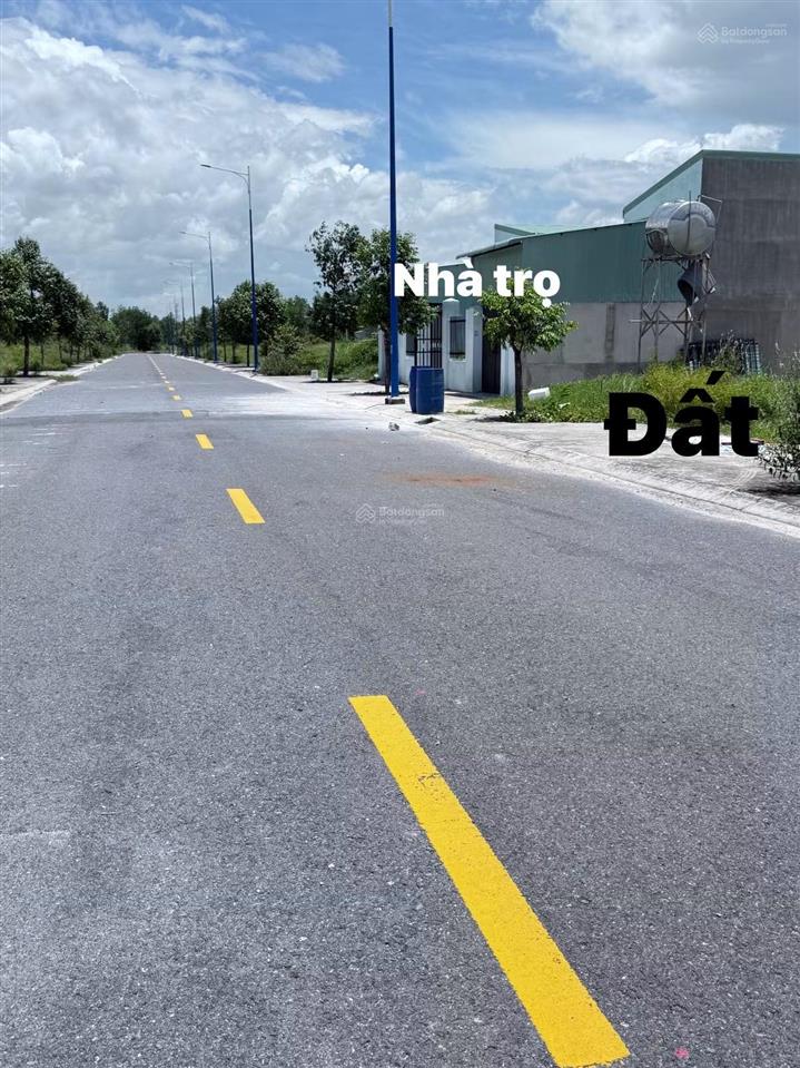 Bán đất nền phường chơn thành, đồng nai. tổng 225m2 có 60m2 tc, sổ sẵn, pháp lý rõ ràng, giá 600tr