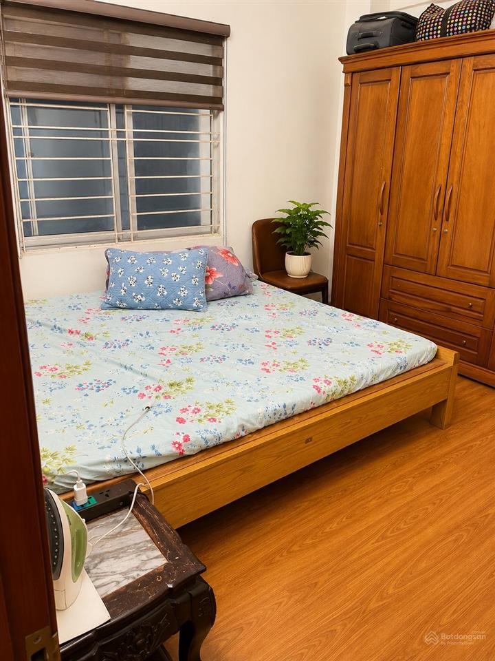 Bán căn góc 1118 hướng đông nam tầng cao thoáng nơ 3 pháp vân có thương lượng