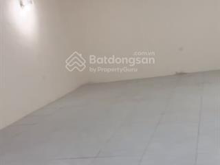 Chính chủ cho thuê nhà cấp 4, 120m làm văn phòng hoặc kho giữ đồ, oto đỗ cửa, giá thuê 12tr/tháng.
