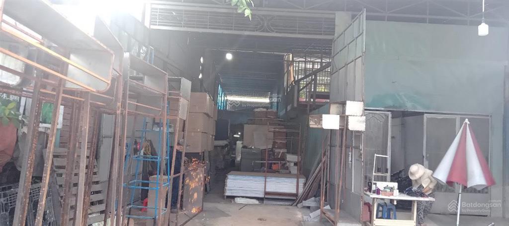 Bán nhà + đất mặt tiền bình chánh đường 8m, mở rộng 16m gần chợ, trường học, bệnh viện