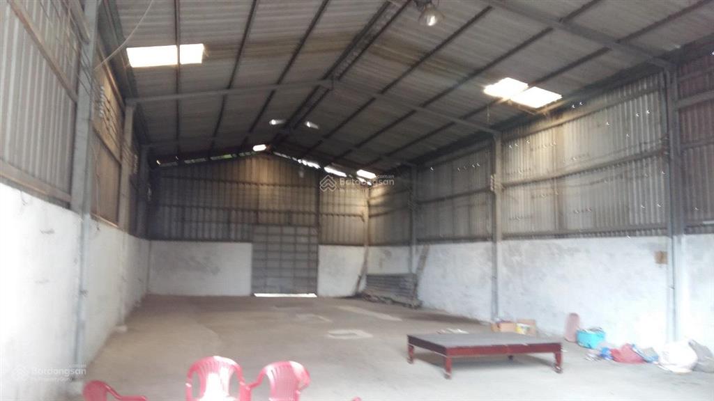 Bán nhà + đất mặt tiền bình chánh đường 8m, mở rộng 16m gần chợ, trường học, bệnh viện