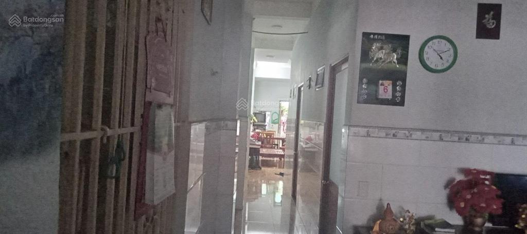 Bán nhà + đất mặt tiền bình chánh đường 8m, mở rộng 16m gần chợ, trường học, bệnh viện