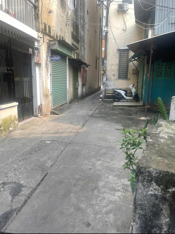 Mặt tiền thái phiên  3 tầng btct  hàng hiếm q.11  trục 3/2  giá chỉ 6.1 tỷ