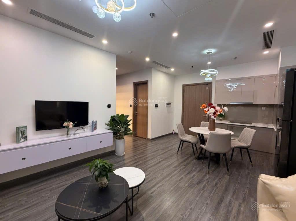 Bán gấp căn 53m2 full nt luxury giá chỉ 3,9 tỷ, tòa r1.03 zenpark vinhomes ocean park gia lâm