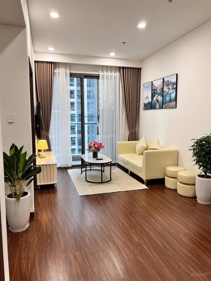 Bán nhanh căn 1n+43m,sẵn sổ,view công viên giá chỉ 3,58 tỷ toà h2 masteri vinhomes ocp gia lâm