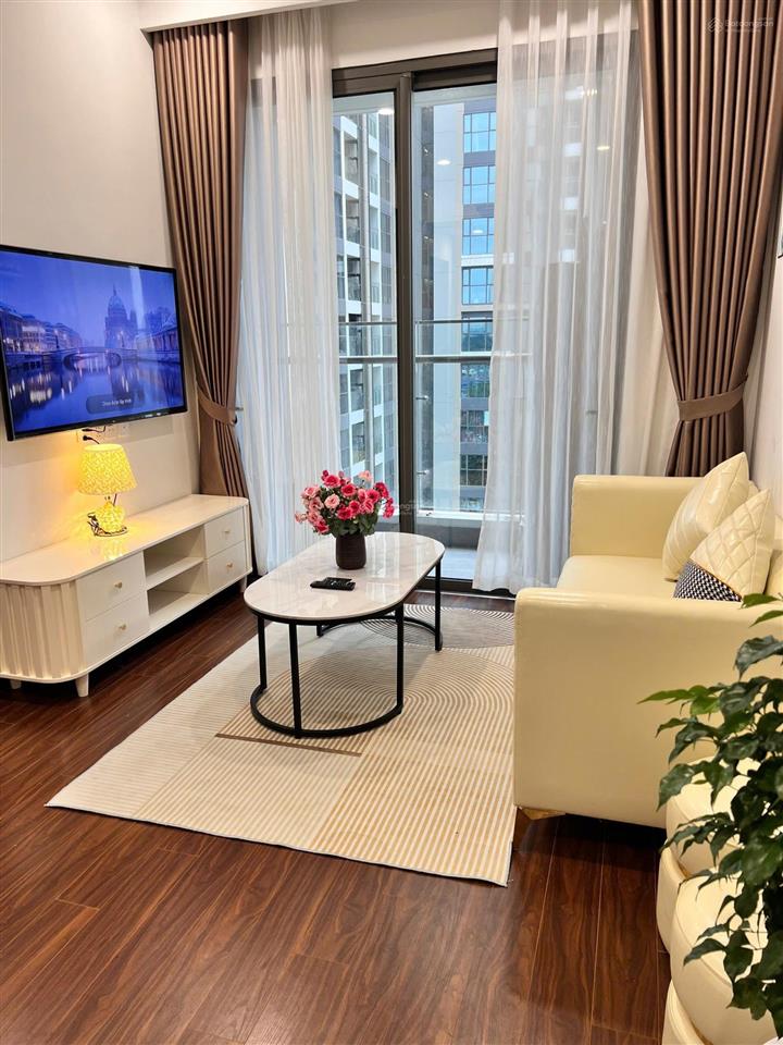 Bán nhanh căn 1n+43m,sẵn sổ,view công viên giá chỉ 3,58 tỷ toà h2 masteri vinhomes ocp gia lâm