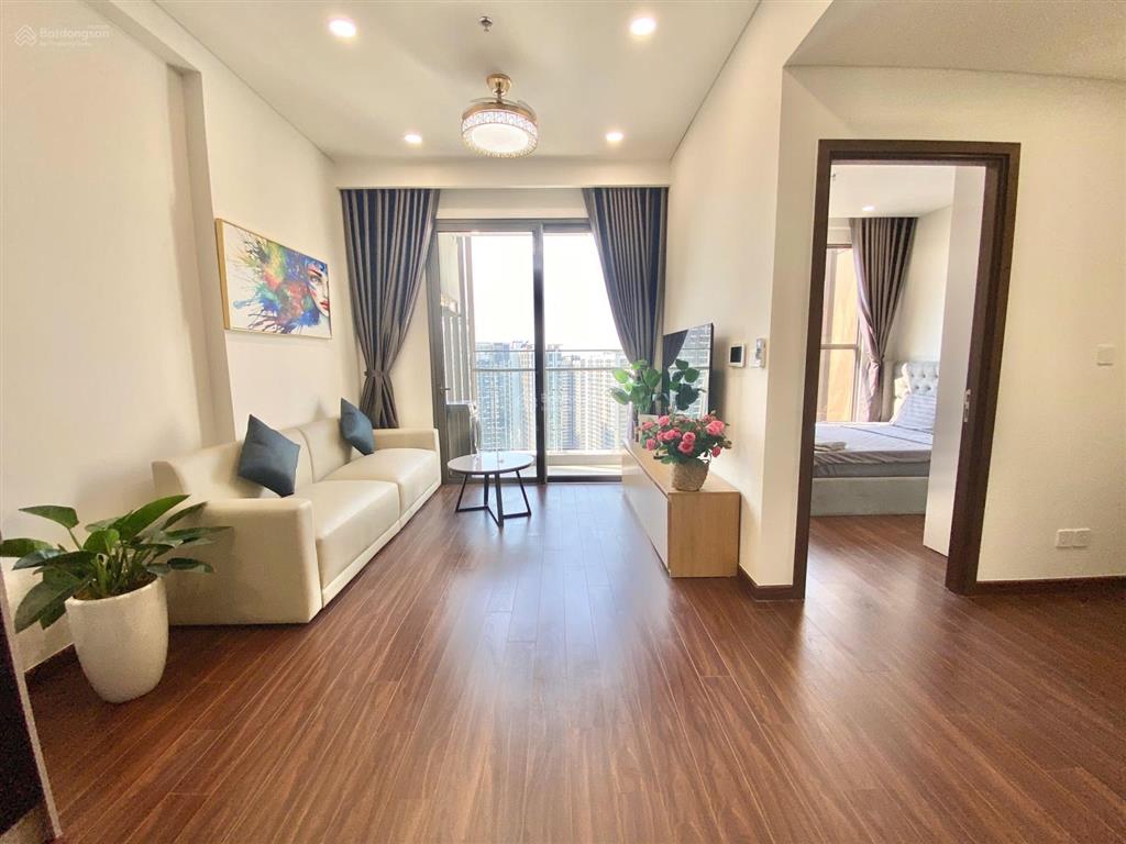 Bán gấp 1n + 43m2 full nt, sẵn sổ, giá 3,5 tỷ toà h1 masteri vinhomes ocean park gia lâm