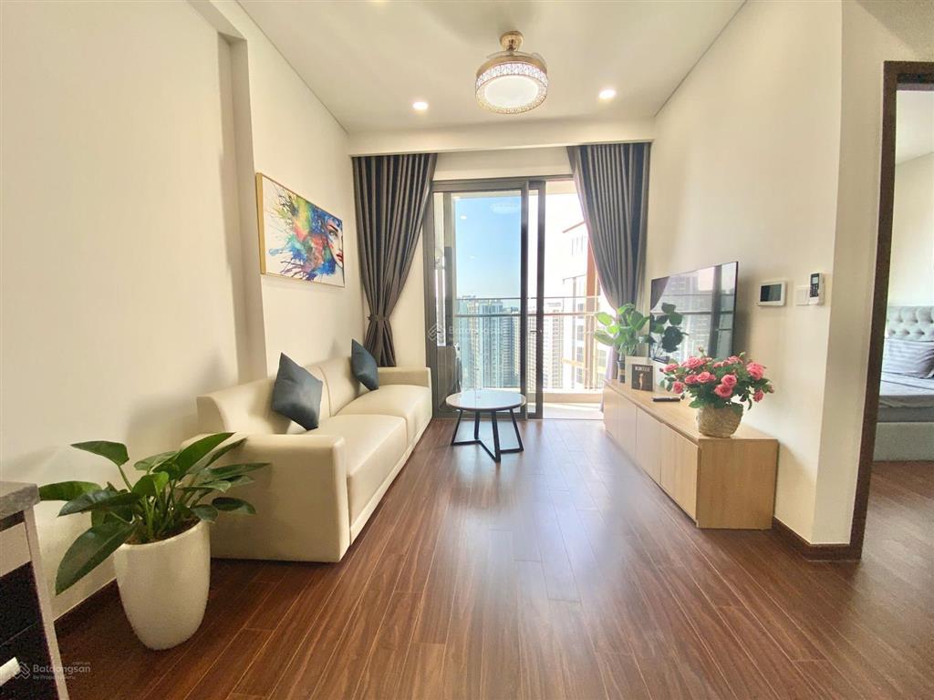 Bán gấp 1n + 43m2 full nt, sẵn sổ, giá 3,5 tỷ toà h1 masteri vinhomes ocean park gia lâm