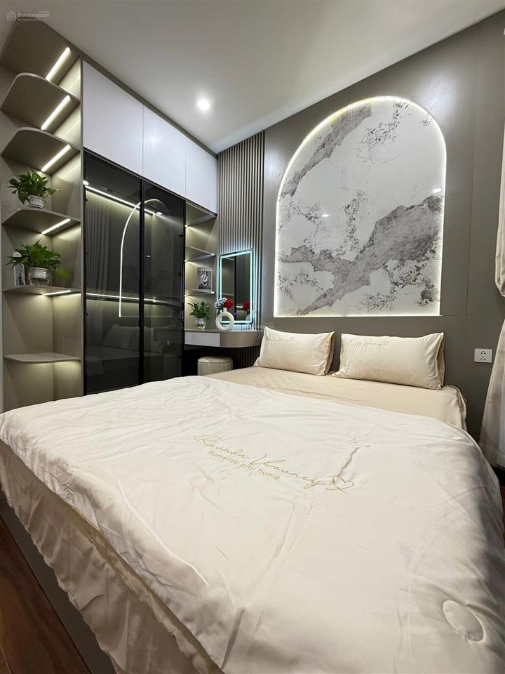 Bán gấp căn 1n + 43m2 giá 3,450 tỷ, full nt luxury tòa h3 vinhomes ocean park gia lâm