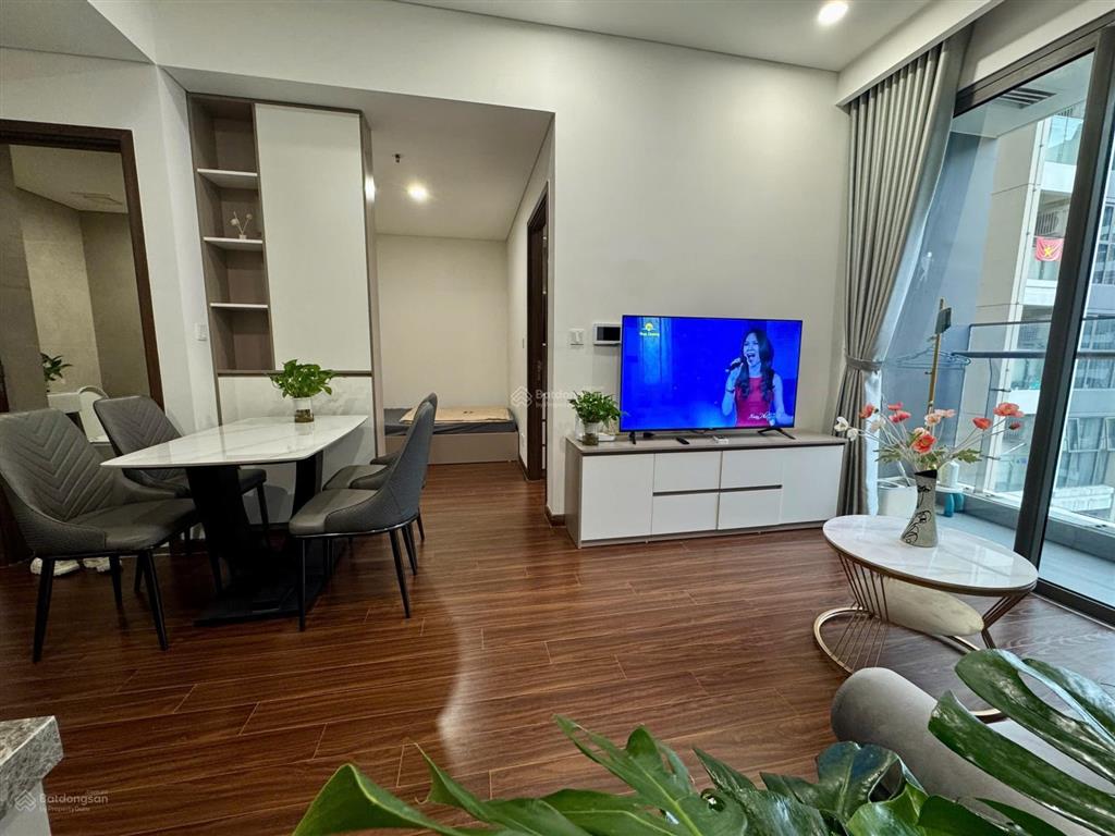 Bán gấp 1n+43m full nt, sẵn sổ, giá 3,5 tỷ, tầng trung, view thoáng tòa m2 masteri vinhomes ocp 1