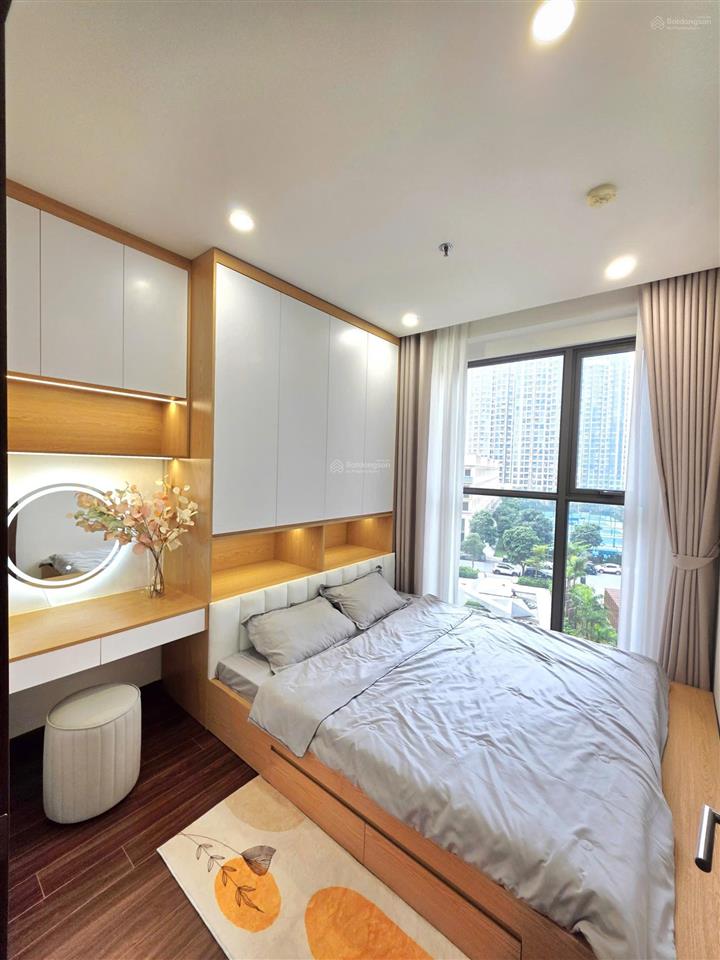 Bán gấp 1n+43m view maibu giá chỉ 3,570 tỷ full nt đẹp, sẵn sổ, toà h2 masteri vinhomes ocp gia lâm